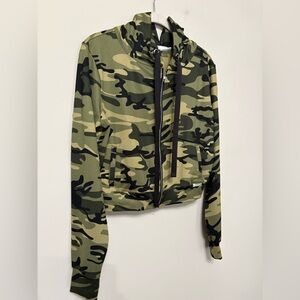 Bombshell Camo Print Set L